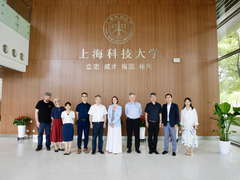 Delegation from the University of Warwick visits ShanghaiTech