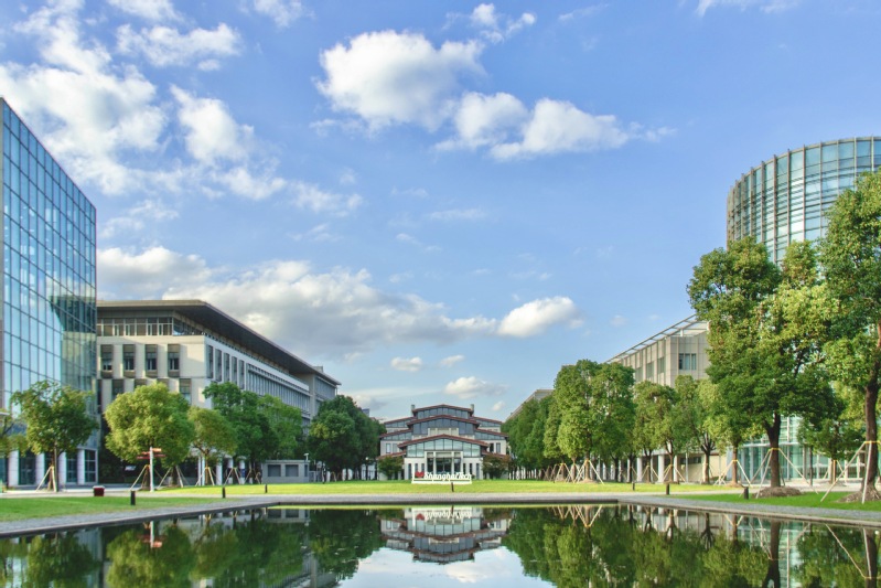 九游体育(www.jiuyou.com)官方网站学生公寓自助洗衣房服务采购公告