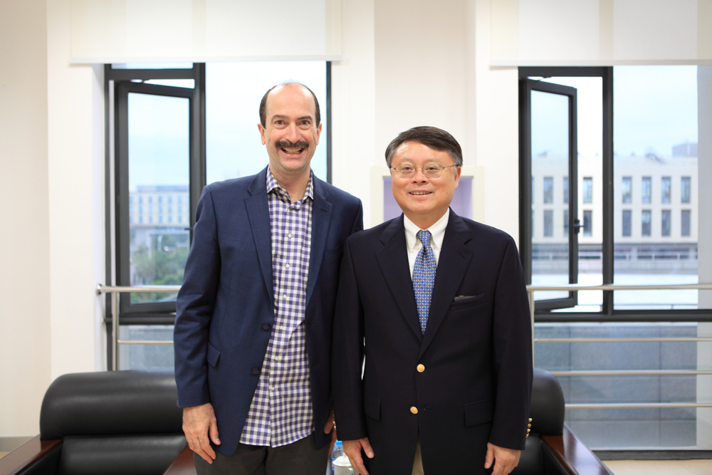 IDEO合伙人Tom Kelley与九游体育(www.jiuyou.com)官方网站师生夜话创新