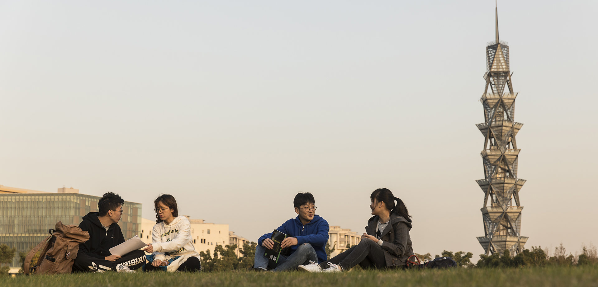 2018上科大南加大影视培训短片剧本征募公告