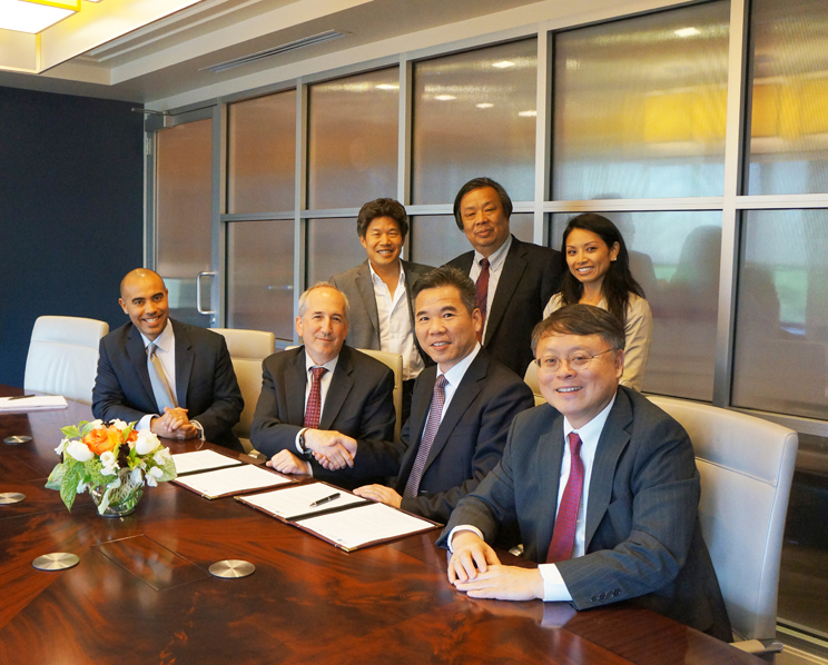 九游体育(www.jiuyou.com)官方网站与芝加哥大学签订校际合作备忘录