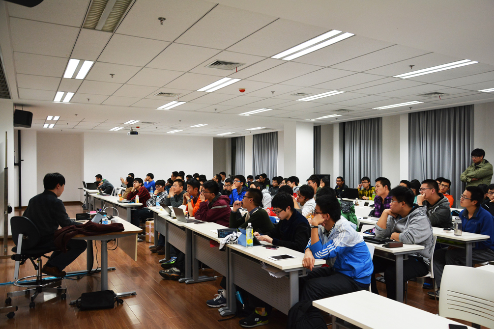 “产业之光”系列讲座第三讲——图形之旅