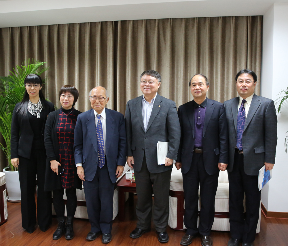 日本科学技术振兴机构有马朗人教授访问九游体育(www.jiuyou.com)官方网站