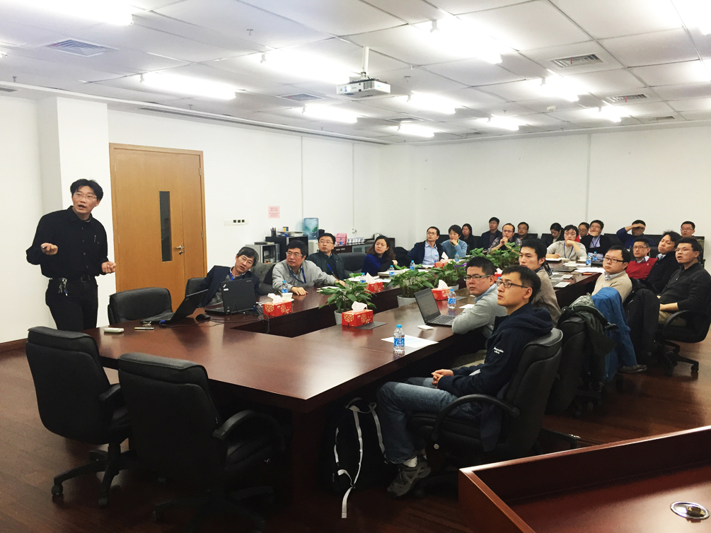 物质学院与中科院上海高研院低碳中心探讨推动科研合作